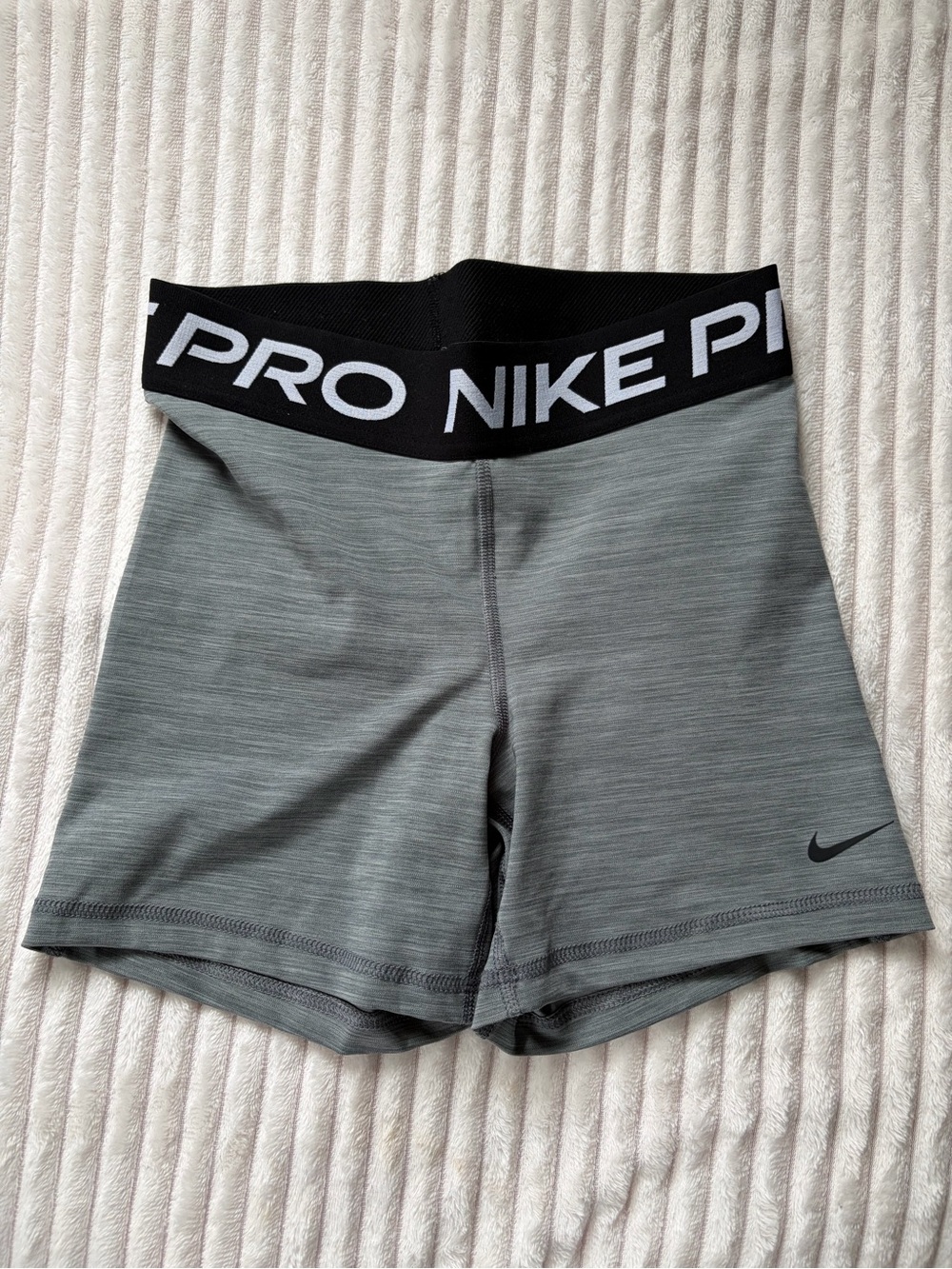 Nike Pro 5” Shorts 🩶